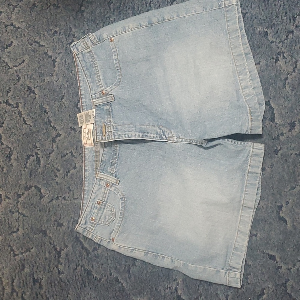 Womens Levi's size 18 shorts